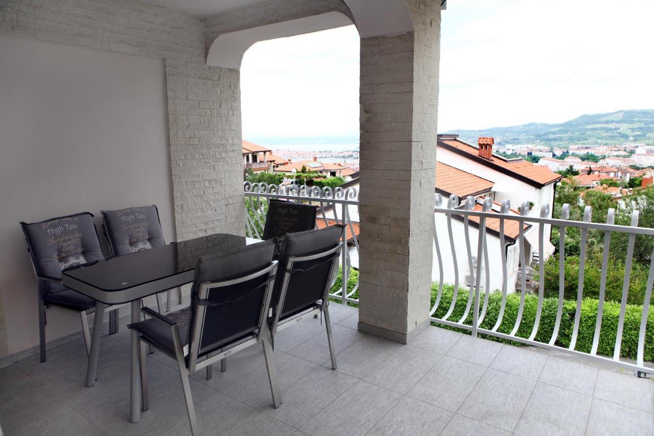 Villa Uma Izola Exteriör bild